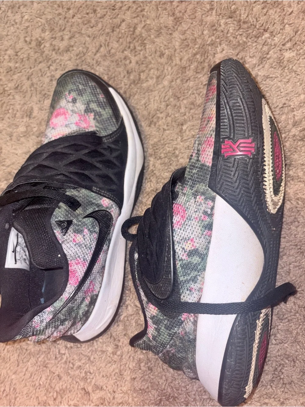 Nike Women’s Floral Knit Training Sneakers - Black/Green/Pink